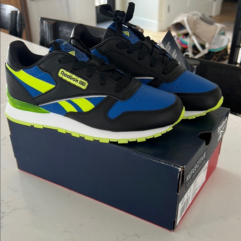 Reebok Kids Shoes - step and flash